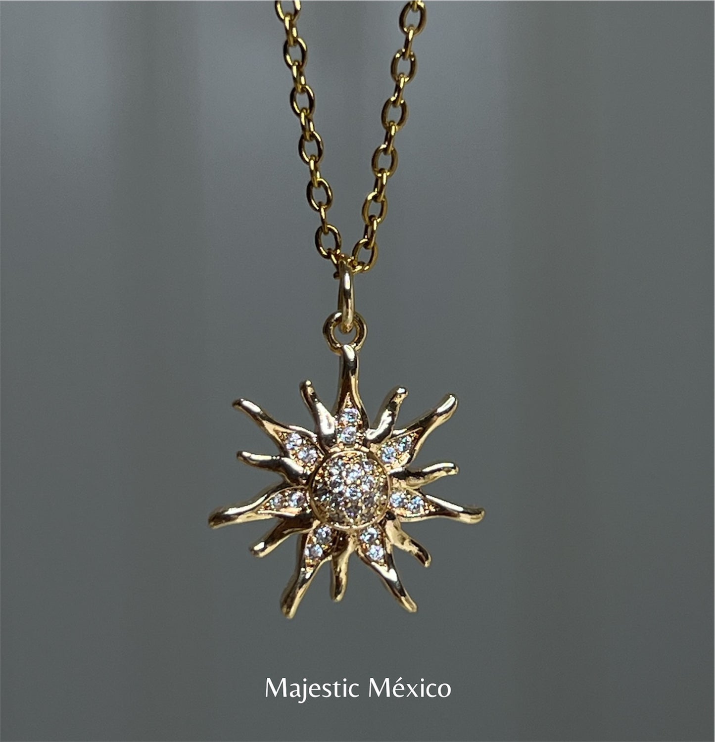 COLLAR SOL CON ZIRCONIAS