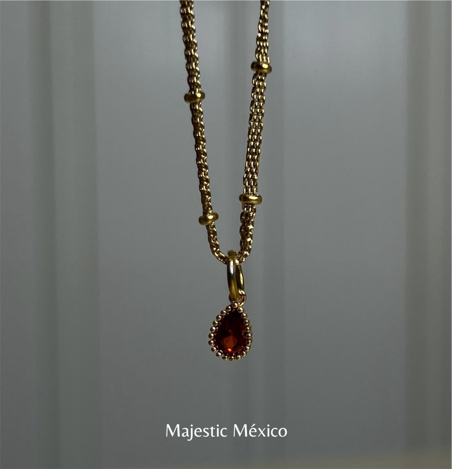 COLLAR GOTA ROJA