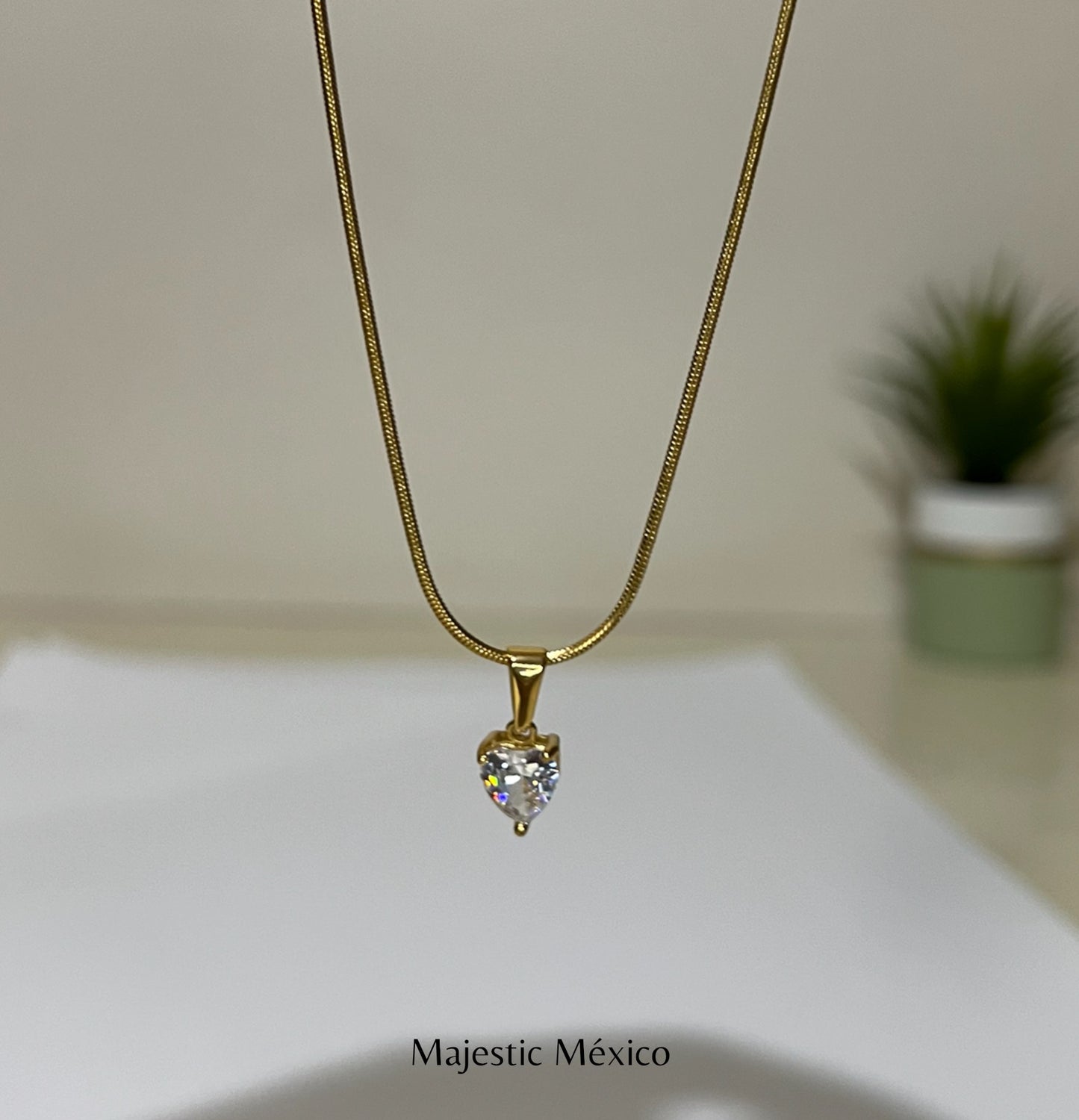 COLLAR CORAZÓN DE CRISTAL