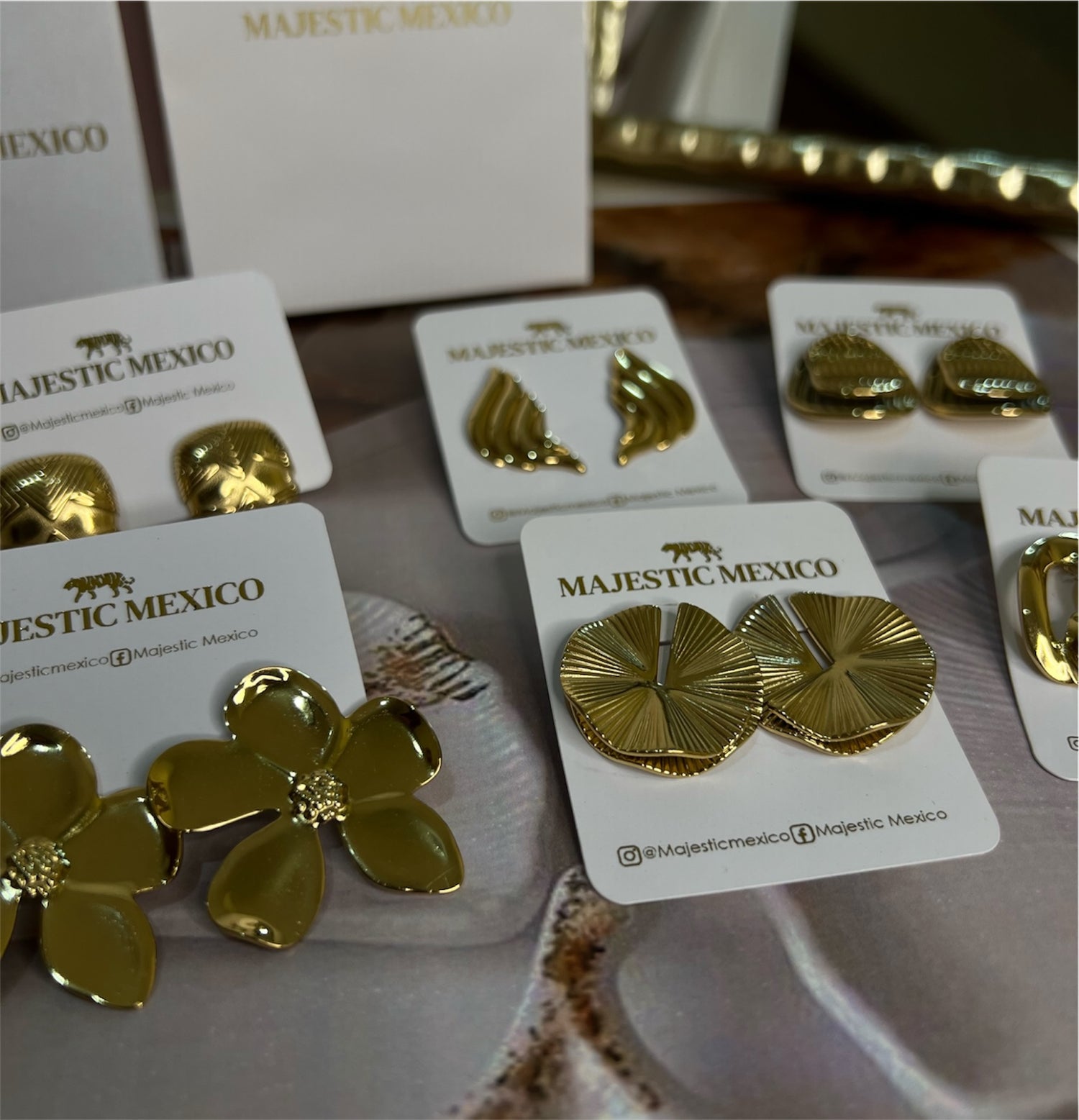 ARETES WATERPROOF