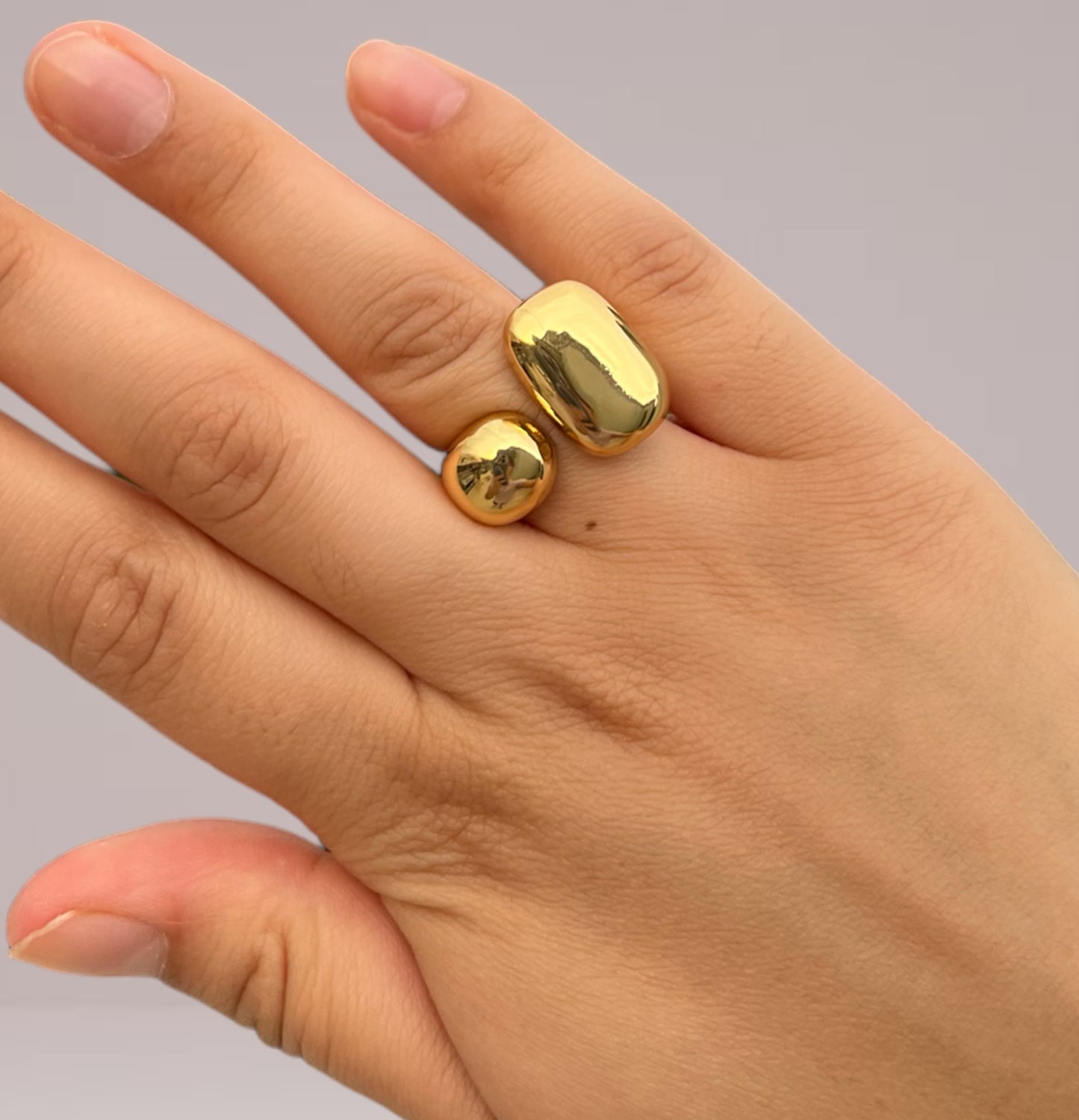 LA CHANELA RING