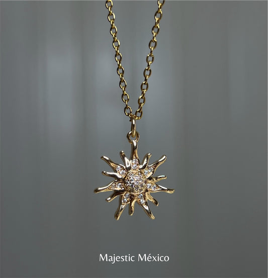 COLLAR SOL CON ZIRCONIAS
