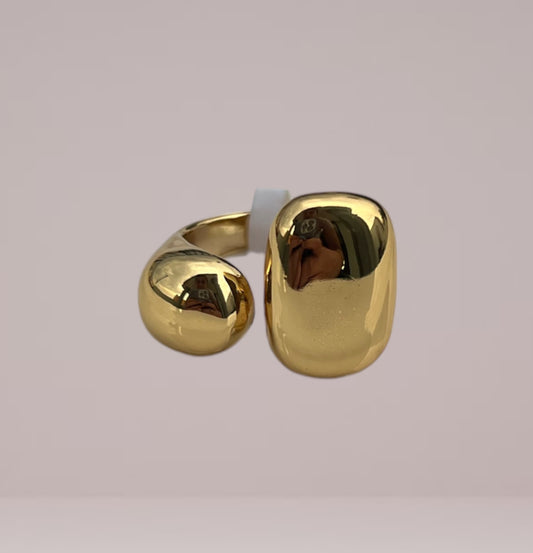 LA CHANELA RING