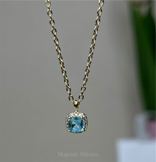 COLLAR NÉVOA