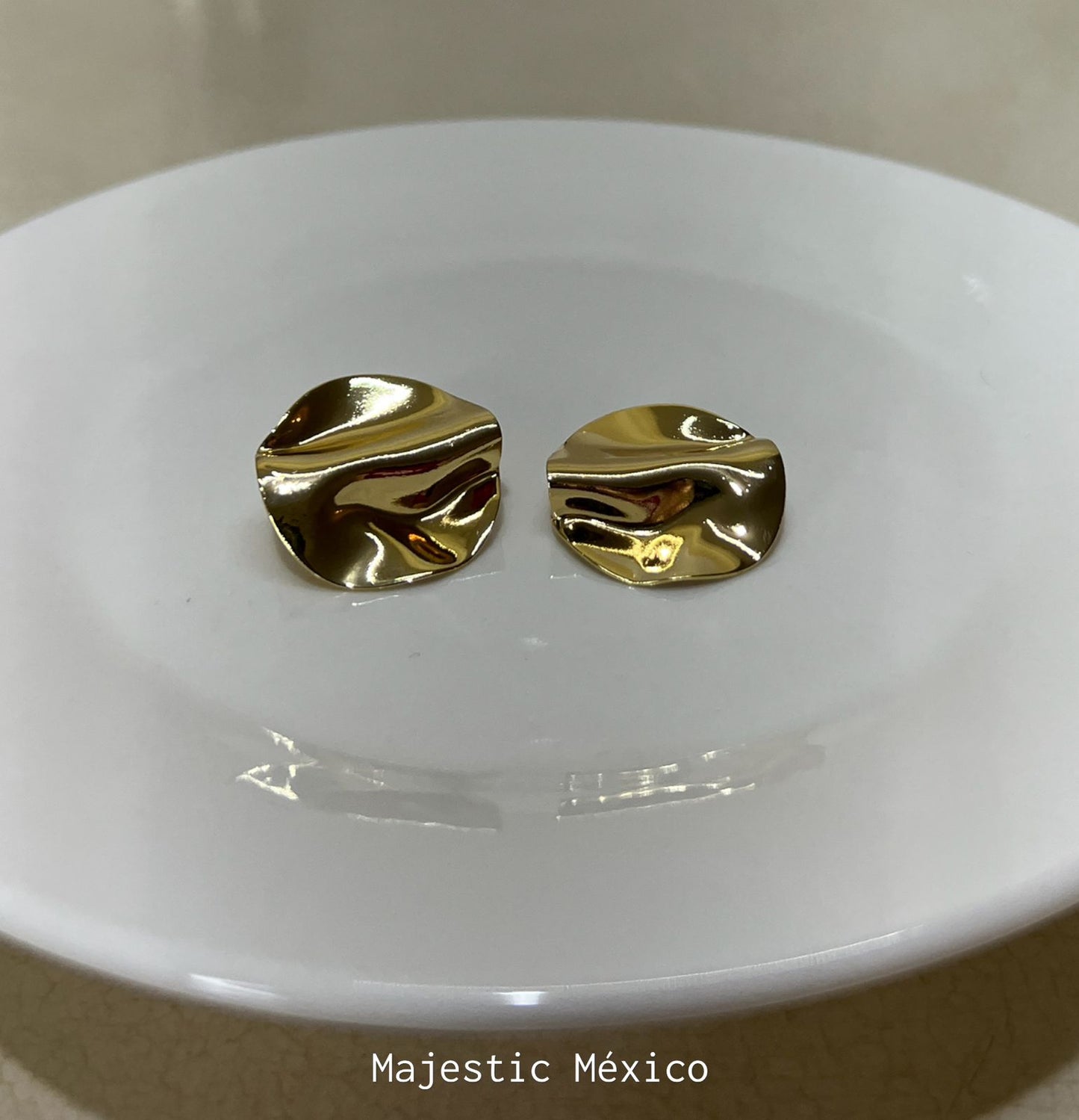 ARETES CIRCULARES IRREGULARES