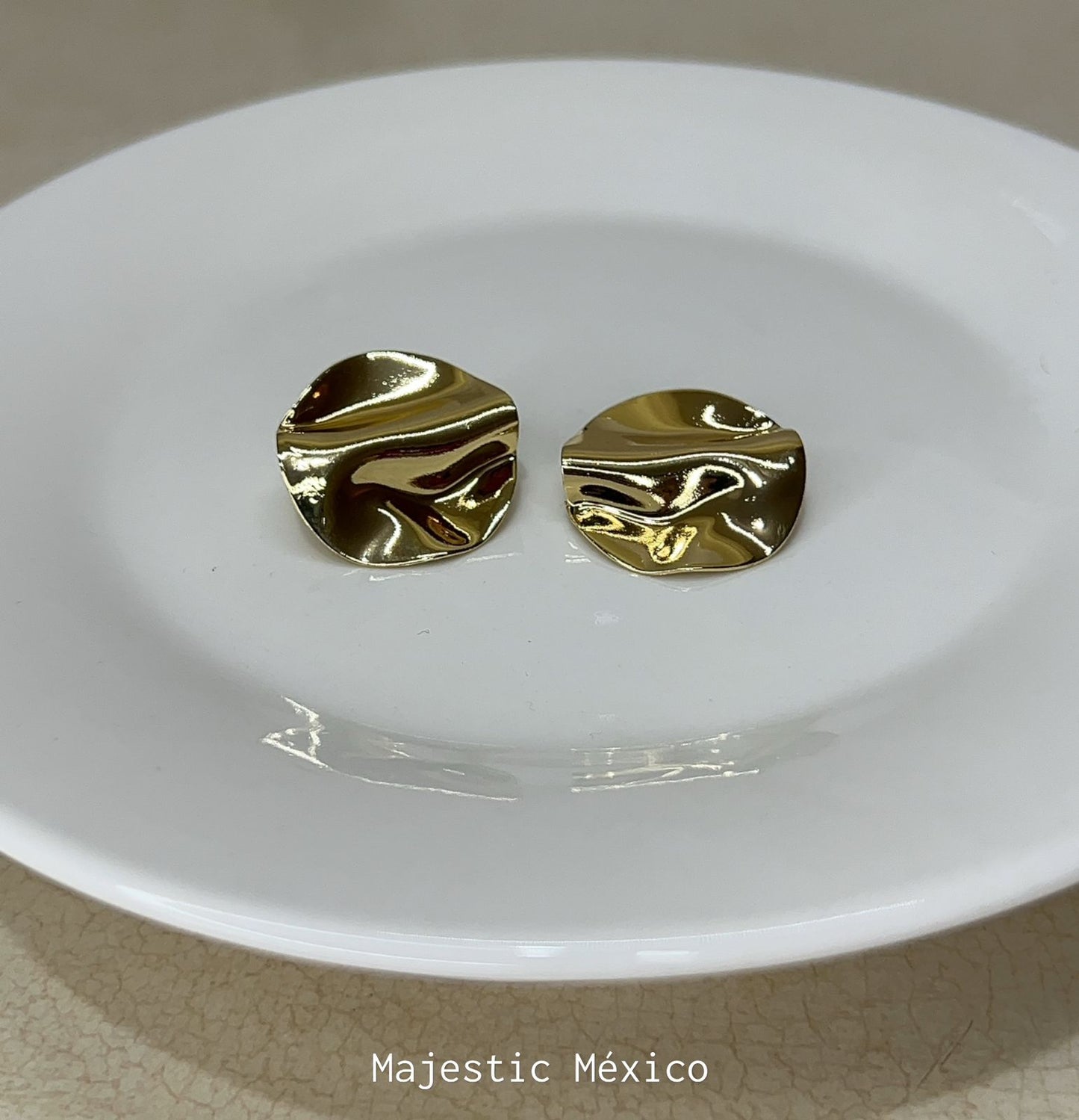 ARETES CIRCULARES IRREGULARES