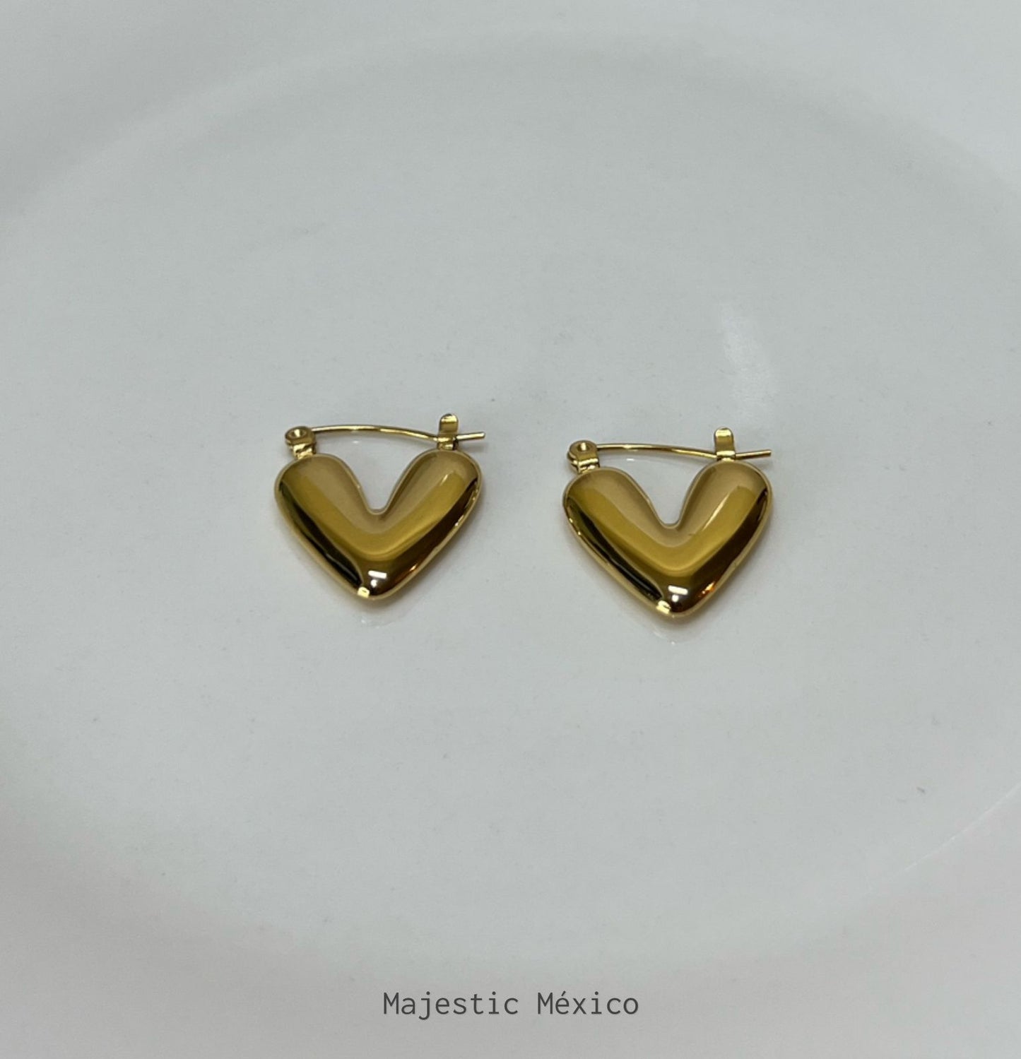 ARRACADA CORAZÓN LISO TALLA M