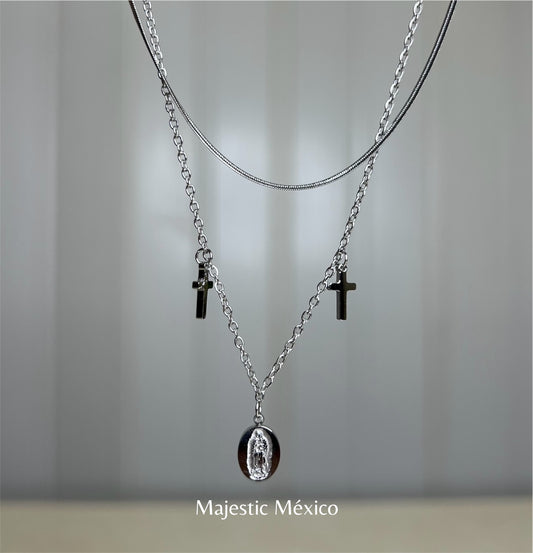 Collar doble de acero inoxidable plateado con medalla de la Virgen de Guadalupe y cruces, joyería espiritual Majestic México